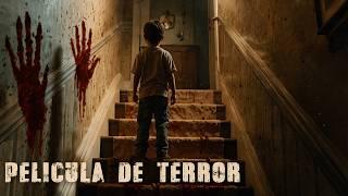 En busca de su hermana, una joven se topa con una misteriosa familia / Pelicula de Terror Misterio