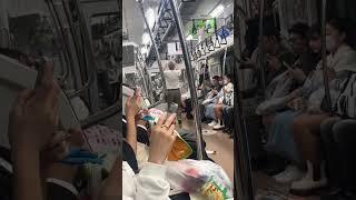 無敵の人が来た時の電車の緊張感エグい