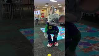 Chuck E. Cheese almost got the cheese touch (diary of a wimpy kid) #chuckecheese #diaryofawimpykid