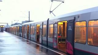 RET Metro Type T De Tochten Aankomst & Vertrek in Rotterdam