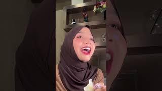 hijab makan lidah buaya bikin ngiler #ukhticantik anggi #adikoklin #fyp #ukhti #cekerbabat #hijab