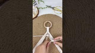 How to make 3D Macrame Plant Holder.