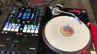 DJ Divine Justice explains how to route one audio source to both affects engines on the Rane 72!!