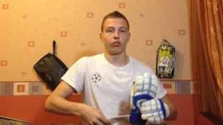 Обзор на вратарские перчатки Uhlsport CERBERUS AQUASOFT ABSOLUTROLL от Gloves N' Kit