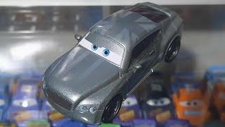 Mattel Disney/Pixar Cars 2 Prince Wheeliam (WorldGrandPrix Racing Fan) Buckingham Palace Chase 2012