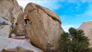 Joshua Tree Bouldering: Bachar's Traverse V4***