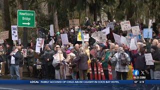 Oregon town hall discusses federal layoffs