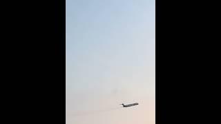 صحنه ای زیبا از تیک آف هواپیمایی چابهار فرودگاه قشم_دیرستان Take off plane