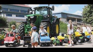 Spielzeug Spende der FISHER SOFTMEDIA GmbH vom 4. Juli 2022 in der Grundschule Halle / Bodenwerder