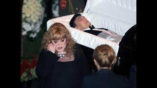 В 2008 похоронили Магомаева! - Как сейчас выглядит его могила?