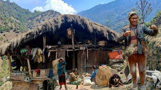 Oragnic Himalayan Nepali village life || peaceful and relaxing traditional village lifestyle|| Rainy