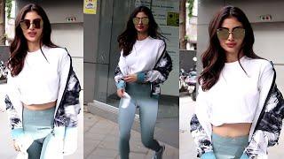 Mouni Roy L00KS Gorgeous In Track Suit As She Snapped By Media Outside Dance Classes