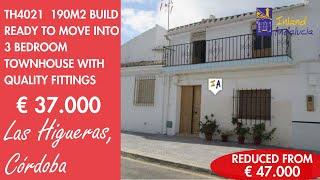 Just 37K,  3 Bedroom Move into 190m2 Townhouse Property for sale in Spain inland Andalucia TH4021