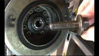 How to Remove crankshaft pulley BOLT. Harmonic balancer.
