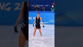 Who should have won? #figureskating #alexandratrusova #annashcherbakova #olympics #figureskater