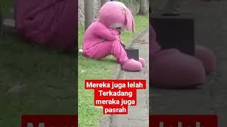 LELAH NYA JADI BADUT JALANAN,TAPI MEREKA TIDAKLAH PASRAH #shortvideo #semangat #shortsyoutube #viral