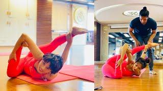 Advanced Twisting Yoga Pose | Yograja Offline Yoga Classes | tập yoga