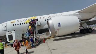 ENGINE FAILURE | Royal Brunei Airlines 787 Dubai - Brunei | DIVERTED to Muscat | Stranded at Muscat