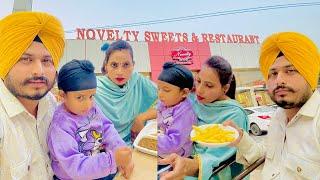 Amritsar ਦਾ Famous Novelty Sweet | Pure Desi Ghee Food  || Deep Tannu Vlog￼