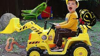 Paw Patrol Rubble's Digger Ride On Construction Truck BUG HUNT! Caleb Pretend Play with Insects