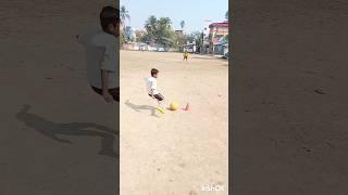 ball reverse and chip_#sm football boy_#footballskills_shortsvideo.