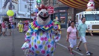 Killer Clowns from Outer Space Scare zone hhn 28