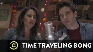 Time Traveling Bong - Puff, Puff, Past