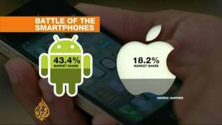 Smartphone wars show no sign of slowing