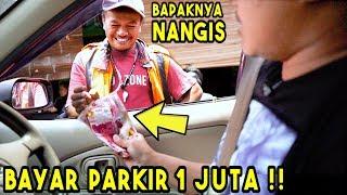 PARKIR 1 DETIK BAYAR 1.000.000!!! REZEKI TUKANG PARKIR!!