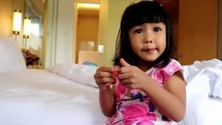 Drama anak kecil lucu nginap di hotel, main seluncuran perosotan di indoor playground | ANAK kocak