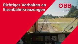 Richtiges Verhalten an Eisenbahnkreuzungen