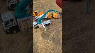 1:50 Diecast Concrete Pump Truck Model - Cement Mixer Toy