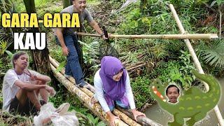 NYEMPLUNG DI KOLAM BUAYA