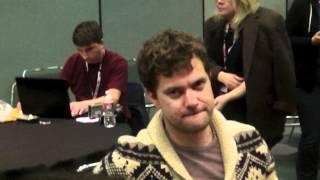 FRINGE: Joshua Jackson Shares What He Finds Fun About Season 4