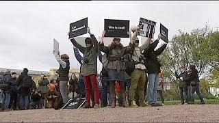 Russie : manifestation de soutien au photographe Denis Sinyakov