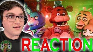 Festive Nights at Freddy's! Merry FNAF Christmas Song Reaction