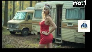 Over 60 and Fabulous: Redneck Style Fashion Tips for Mature Women! | Natural old women