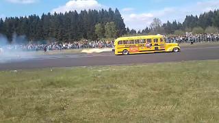 Drag Day Meinerzhagen - Jet School Bus 20.000Ps Habermann Racing