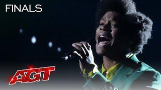 Jimmie Herrod Sings a BREATHTAKING Cover of "What A Wonderful World" - America's Got Talent 2021