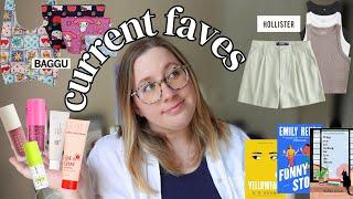 MY CURRENT FAVORITES  fashion, beauty, books, and youtube channels i'm obsessed with!