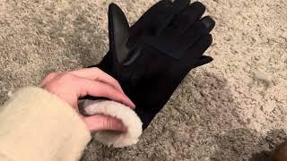 isotoner womens Stretch Fleece Gloves With Microluxe Lining and Smart Touch Technology Review