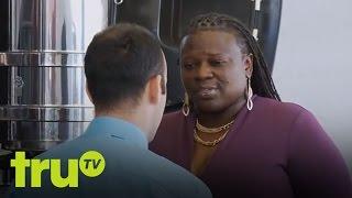 South Beach Tow - Bernice Goes Glam And Flirts Hard