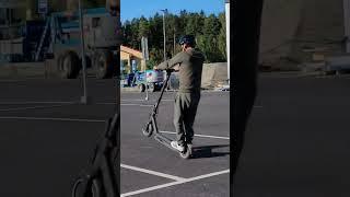 Electric scooter wheelie Segway Ninebot MAX G30