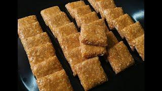 ಕಡಲೆಕಾಯಿಯನ್ನು ಪುಡಿ ಮಾಡಿ ಮಾಡಿದ ಚಿಕ್ಕಿ| Crushed peanut chikki