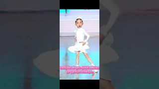 Cute children's dance when they sway and are very agile Part 1