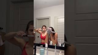 Some things are better left unsaid #funny #sisters #gymgirls #siblings #funnyvideos #funnymeme #meme