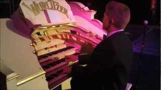 The Music of Christmas played by Robert Wolfe at the Mighty Wurlitzer