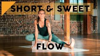 22 Minute Short and Sweet Energizing Morning Flow