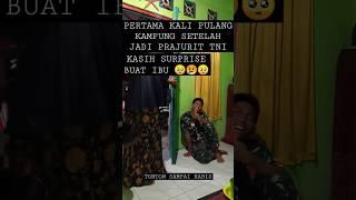 prajurit TNI pulang ke rumah tanpa sepengetahuan ibunya ‼️#tni #ibu #surprise #pulkam #shorts