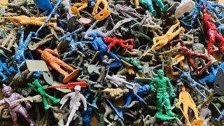 The All-American Army Men ; Introduction To Vintage Plastic Toy Soldiers / Discussion Identification